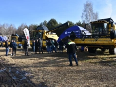 TC czy CX. Który kombajn lepszy na 150–200 ha?