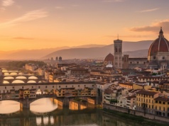 City break na Wielkanoc. Te kierunki Polacy wybierają najczęściej