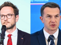 Polityk PiS przypisał luksusowy samochód ministrowi. "Jak się bawić to się bawić"