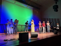 Uczniowie zagrali dla chorych dzieci. Jubileuszowy koncert dla Fundacji „Dom w Łodzi”