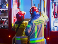 W budynku przy ul. Grzegórzeckiej w Krakowie zawalił się dach