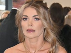 Edyta Folwarska pogrąża się w wywiadzie: "Facetom ZANIKA TESTOSTERON". Radzi uważać na WODĘ I KURCZAKA. Nieźle odleciała?