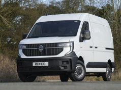 Bezpłatne 2 dodatkowe lata gwarancji na użytkowe modele Renault