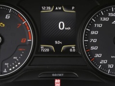 Auto z niskim przebiegiem nie zawsze jest lepsze. Więcej wydatków i spore ryzyko