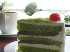 Zawsze witam wiosnę tym ciastem. Jest pyszne i lekkie jak chmurka