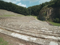 Na tej polskiej górze kiedyś był wulkan. Później Niemcy wznieśli tu amfiteatr