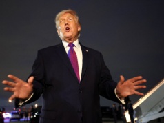 Trump o propozycji Ukrainy: Ostatnią osobą, od której potrzebujemy pomocy, jest Zełenski