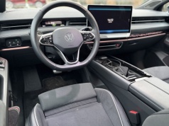 Biuro i rozrywka na czterech kołach. Connectivity i cyfrowy kokpit w Volkswagenie ID.7 Tourer