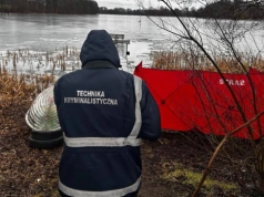 Tragiczny finał nocnych poszukiwań w Żychcach. W jeziorze odnaleziono ciało 56-latki