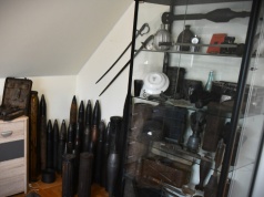 Kolekcja militariów zarekwirowana przez policję (GALERIA)