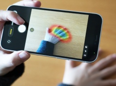 AI wykryje chorobę z fotografii dłoni? Naukowcy z Japonii zaskakują