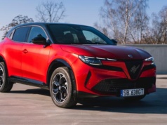 Alfa Romeo Junior Ibrida Q4 miała być wyjątkowa, a wyszło jak zawsze