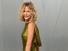 Ikona kina lat 90. na Vanity Fair Oscar Party. Stylizacja Meg Ryan zaskakuje