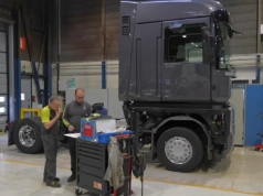 Ostatnie Magnum odnowione w fabryce i symulator „Magnumki” w polskim muzeum