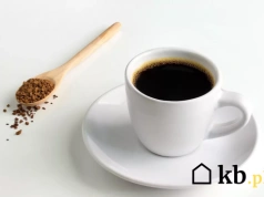 Znane kawy rozpuszczalne w Biedronce w nietypowej promocji. Warto wziąć dwie