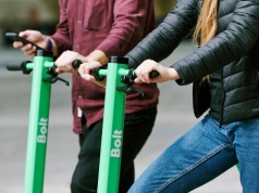 Zielona Góra. Pijany kierujący hulajnogą elektryczną wyliczył, że za mandat miałby 166 kursów taksówką