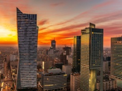 Czy da się nauczyć polskiego pod Pałacem Kultury? Glottodydaktyka w praktyce