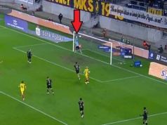 Piłkarskie jaja w Ekstraklasie. Nie do wiary, co zrobił bramkarz Pogoni