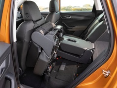 17 200 zł zniżki i 5,7 l/100 km. Sprawdzony SUV Skody z 2025 r. zalega w salonie