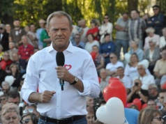 Donald Tusk doprowadzi do polexitu?! Szokujące wnioski w "Niedyskretnie o politykach"