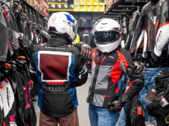 Polska marka Rebelhorn, która łączy motocyklowy styl życia z odważnym designem