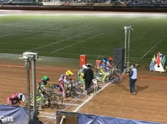 Żużel. Holder bliski perfekcji! Bewley sprytniejszy w finale (RELACJA)