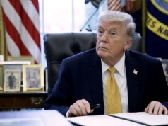 Kluczowa wizyta Trumpa pod znakiem zapytania. "Muszę być tutaj"