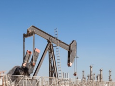 Nieznana historia. Pomaga zrozumieć atak Trumpa na Iran