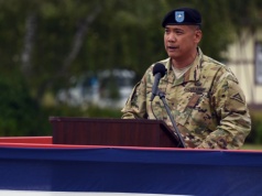 Pentagon: Nietrzeźwy generał USA podczas wizyty w Ukrainie doznał wstrząśnienia mózgu. Tajne mapy zostały w pociągu