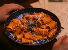 Restauracja Mythos: Tajemnica ukryta w samym sercu Krakowa