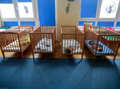 Obcokrajowiec odbierał syna z polskiego żłobka. Zrobił notatkę. "Od razu wiedziałam, o co chodzi"