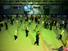 Taneczne zakończenie sezonu. Lód przejmą mistrzowie curlingu