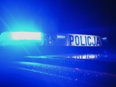 Nietrzeźwi rodzice opiekowali się dziećmi. Sprawą zajmie się sąd rodzinny