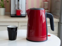 Wystarczy jeden element, aby kuchnia wyglądała jak z katalogu. Ten sprzęt robi klimat