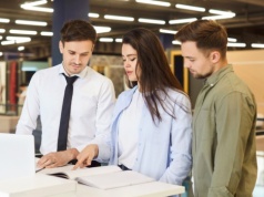 Deweloper, pracownica, TVN - wszyscy oskarżeni o manipulację. O co poszło?