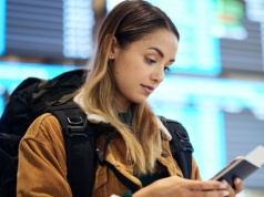 Spakuj bagaż podręczny jak ekspert. 5 trików, które ratują miejsce w plecaku