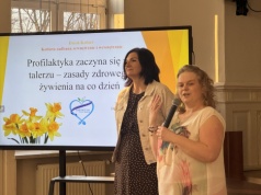 Kobiety dla kobiet – szkolny Dzień Kobiet na rzecz hospicjum