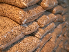 Polskę zaleje pellet z Rosji i Białorusi? Branża ostrzega: będziemy skazani na import