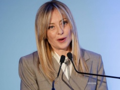 Niecodzienna decyzja premierki Włoch. Skorzystała z propozycji znanego rapera