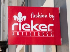 To te buty pokochały 50-tki - Rieker ponownie nr. 1 na wiosnę. W CCC też są kuszące modele