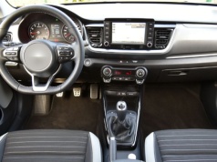 Chińska motoryzacja. Powrót do fizycznych przycisków w autach