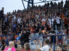 Grzywna i częściowe zamknięcie stadionu. KSZO ukarane za zachowanie kibiców