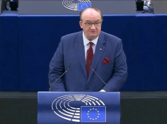 Podpisanie umowy ws. SAFE jest niemożliwe. Bruksela nie może udawać, że tego nie wie