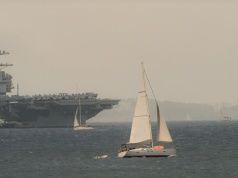 Amerykański lotniskowiec USS Gerald R. Ford zostaje pożarem na pokładzie podczas 18. dnia wojny z Iranem