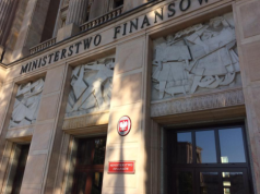 Próg podatkowy 120 tys. zł nie do ruszenia. Ministerstwo Finansów stawia sprawę jasno
