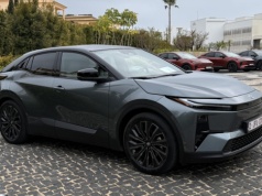 Toyota C-HR+, szczegółowe dane techniczne i inne ciekawostki. Trafiliśmy z pojemnością netto mniejszej baterii :)