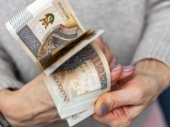 892 zł z urzędu co miesiąc od 1 czerwca 2026 r. Wystarczy spełnić jeden warunek