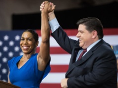 Wicegubernator na przedostatniej prostej do Senatu USA.