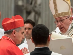 Proces kardynała Becciu do powtórki. Watykański sąd podważył metody papieża Franciszka