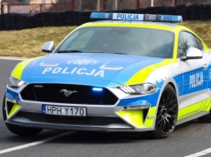 Policja dostała Mustanga po pijanym kierowcy. Teraz ruszy na drogi